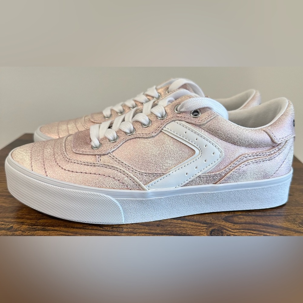 Airwalk Girls Harley-Pink Multi Metal Sneaker NWT Various Sizes